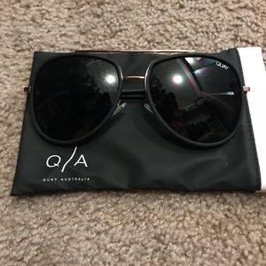 Quay Australia - Needing Fame Sunglasses